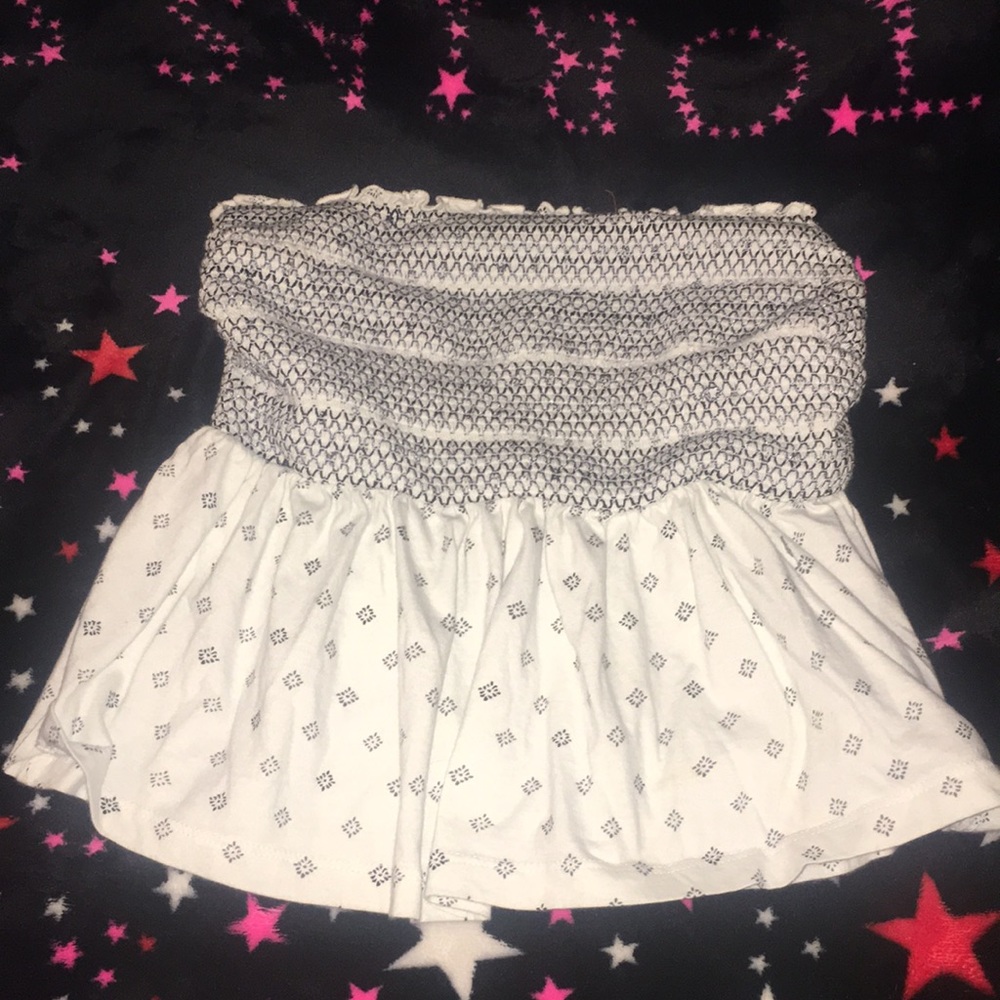Strapless top